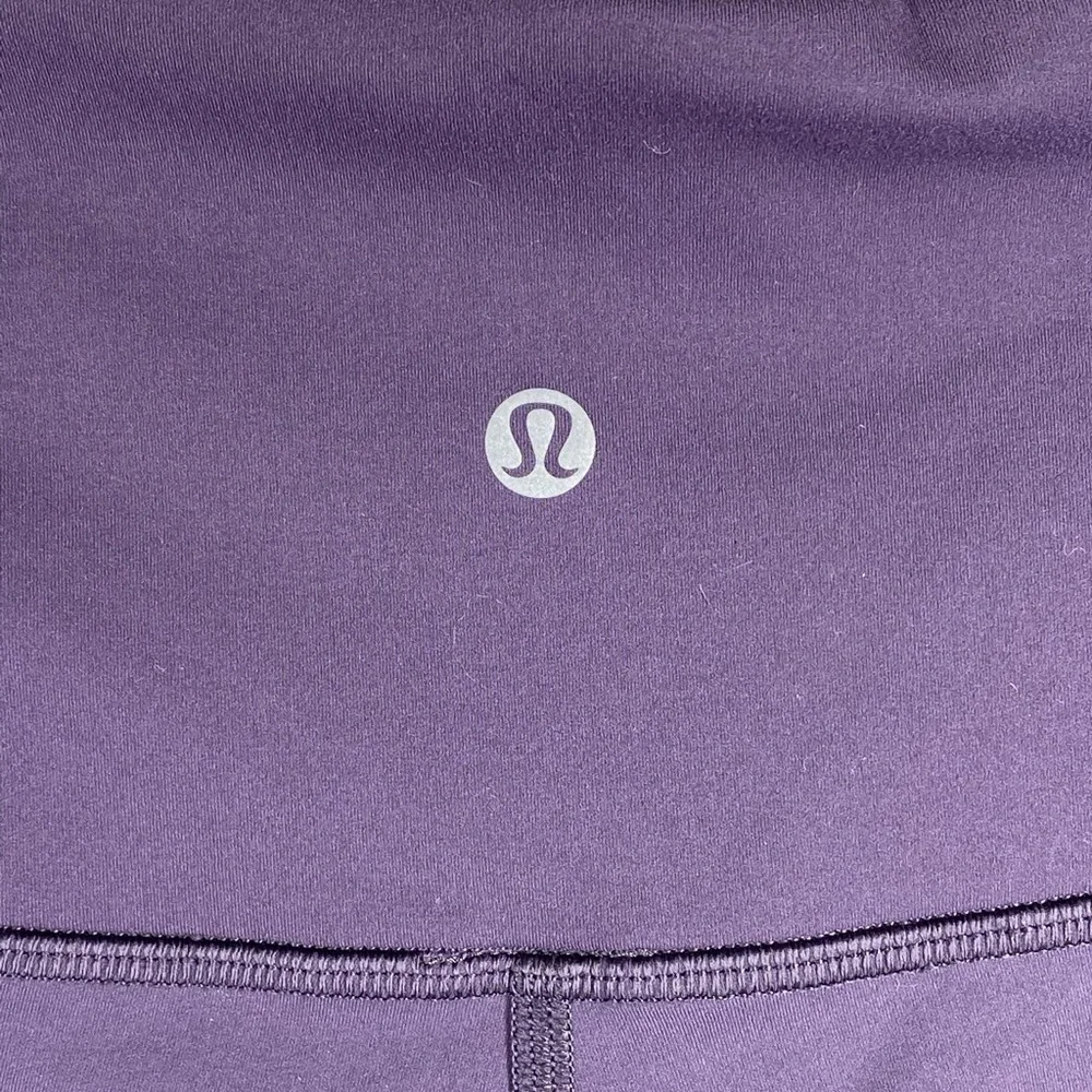 LULULEMON‎ CYBER DARK CHROME PRUPLE POWER LINES CROPPED LEGGINGS YOGA RUNNING 10